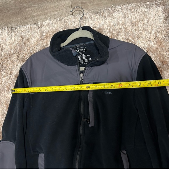 L.L. Bean Long Sleeve Black and Gray XL Jacket All Zippers Working - Picture 8 of 8